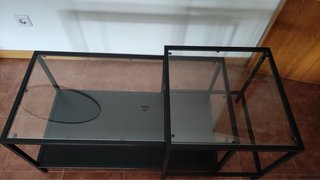 Mesa centro cristal y metal negra