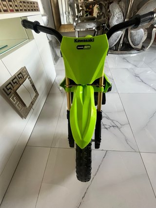 Moto Kawasaki Eléctrica Infantil