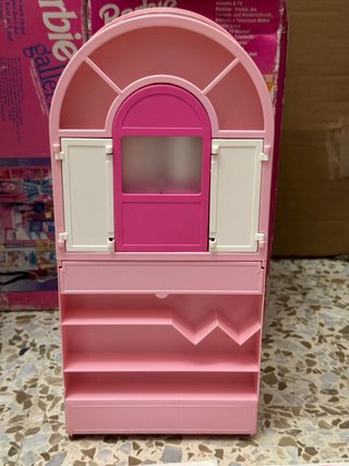 Barbie 2 en 1 Armario y Televisión