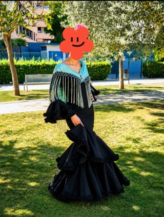 Traje de flamenca negro