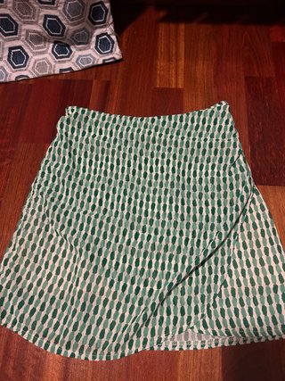 Bocool Falda Blanca Con Puntos Verdes