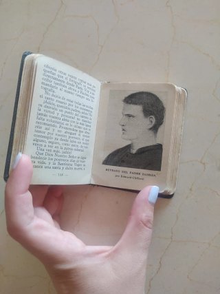 Libro religioso antiguo El Padre Damian,VidaNovena