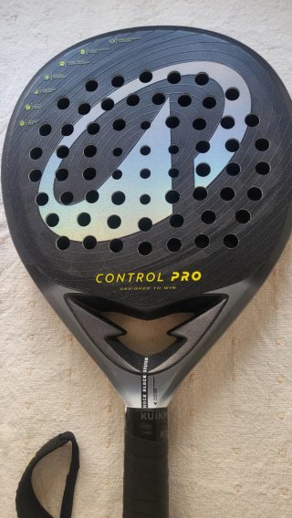 Pala Padel Kuikma Control PRO.