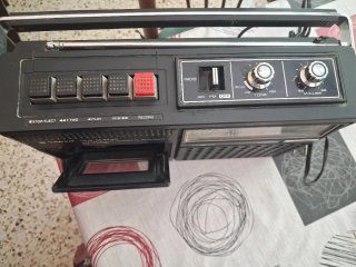 Radiocasete Sanyo M2420 AM/FM Auto Stop