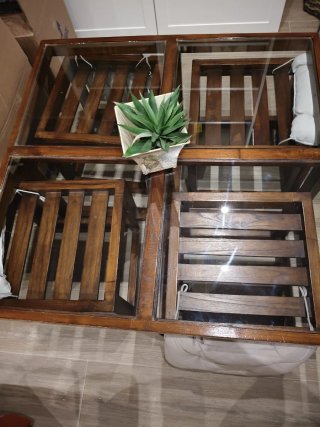 Mesa de centro Banak con asientos