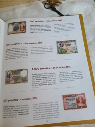 Álbumes Históricos Peseta (El País / FNMT)