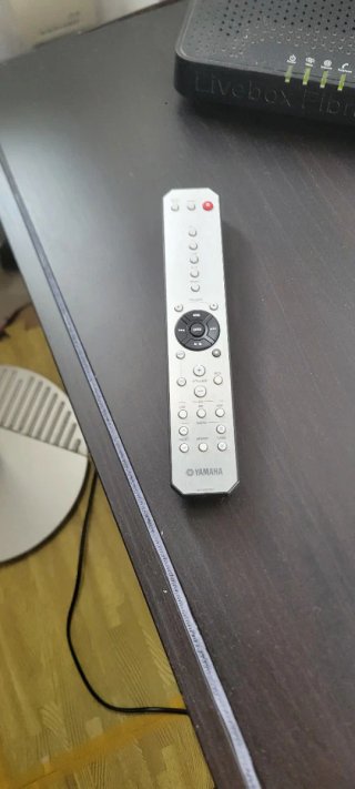 Altavoz Yamaha ISX-800
