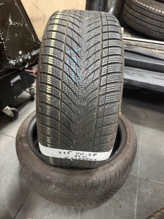 Neumático Goodyear 225/40 R18 92W