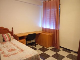 Habitación en piso compartido para estudiantes