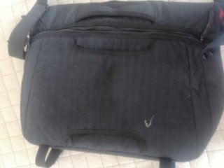 Maletín ordenador portátil Nike negro y rojo