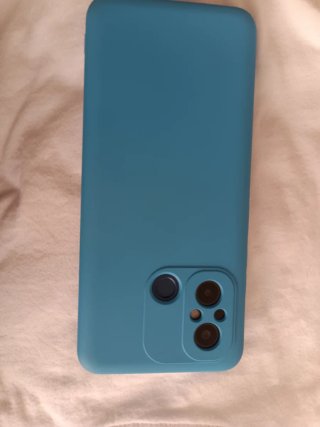 Xiaomi 12C + funda azul