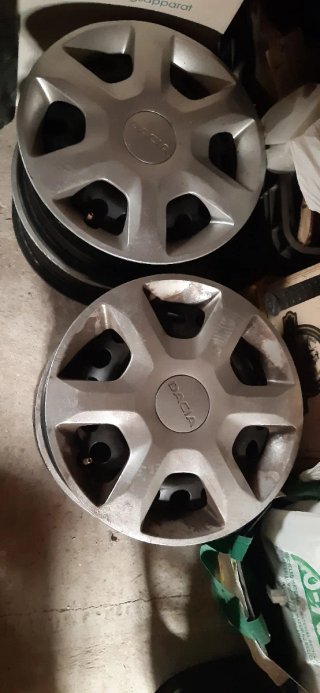 Llantas originales con tapa cubos Dacia Renault
