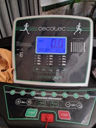 Cinta de correr profesional 3CV Cecotec