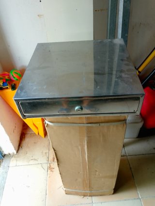Caja registradora de acero inoxidable