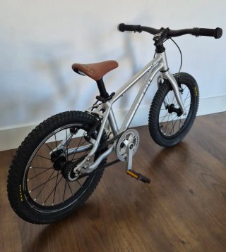 Bici Infantil Early Rider Seeker 16" como nueva