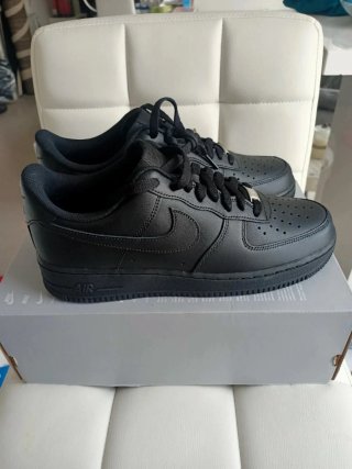 Nike Air Force 1 Low Talla 41 Negras