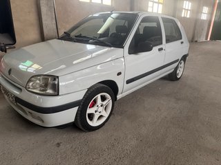 Renault Clio 1998