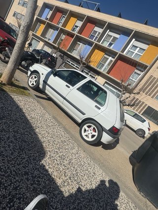 Renault Clio 1998