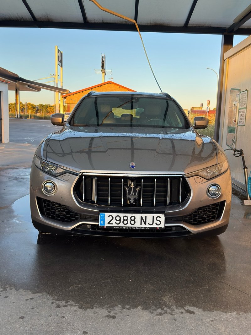 Maserati Levante 2017 - foto 1