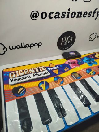 LOTE MUSICAL BATERÍA MICKEY Y PIANO GIGANTIC