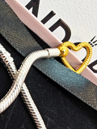 Pulsera Pandora Corazón Dorado y Plateado