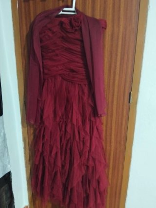 Vestido fiesta rojo vino