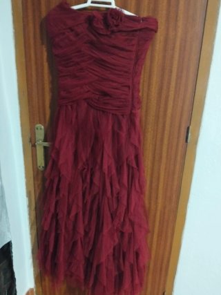 Vestido fiesta rojo vino