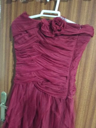 Vestido fiesta rojo vino