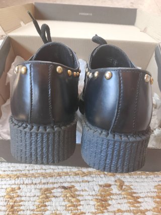 Creepers Plataforma Negro y Dorado
