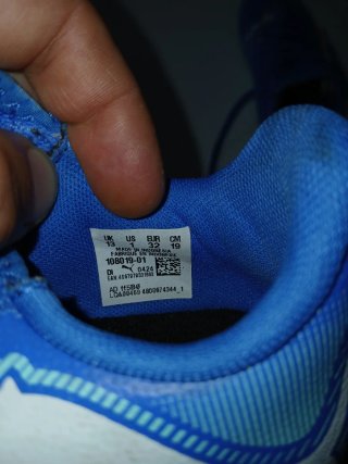 Botas de fútbol Puma niño azul y plata