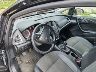 Opel Astra 2015