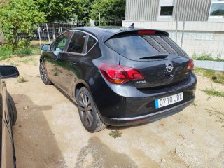Opel Astra 2015