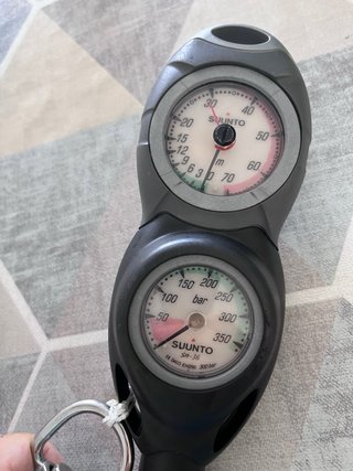 Regulador Aqualung Titan LX + Manómetro Suunto