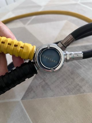 Regulador Aqualung Titan LX + Manómetro Suunto