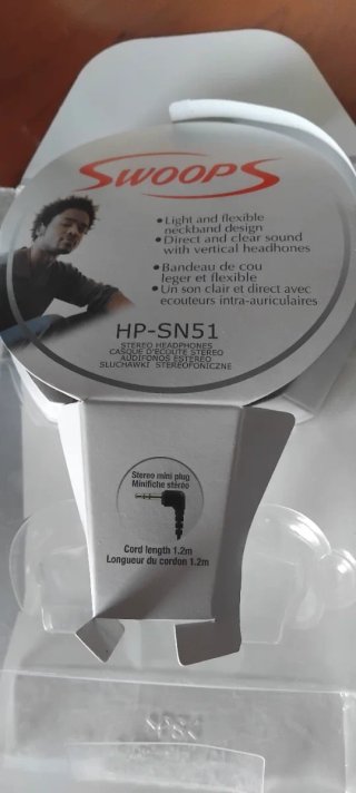 Auriculares ergonómicos negros y grises