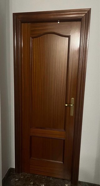 8 Puertas Madera Maciza