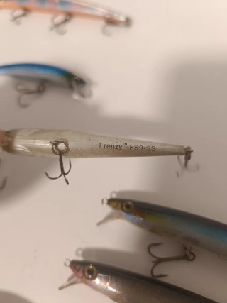 Lote señuelos pesca variados