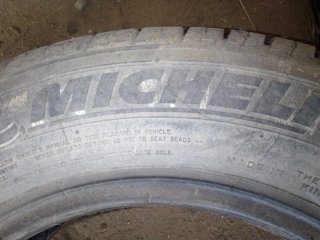 3 Ruedas Michelin 165/70 R13 79T