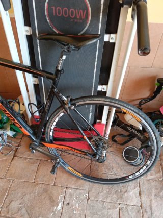 Bicicleta de carretera Megamo