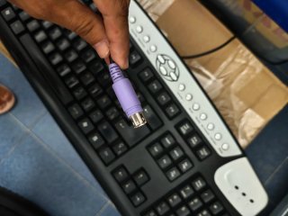 Teclado Innobo Negro y Gris