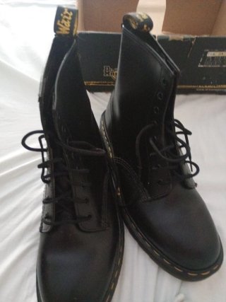 Botas Dr. Martens Negras Talla 44 made. In england