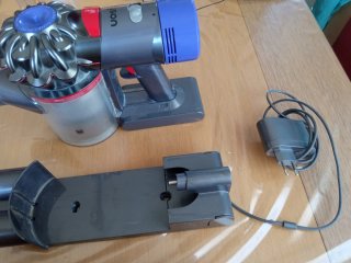 Aspirapolvere Dyson V8