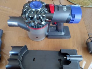 Aspirapolvere Dyson V8