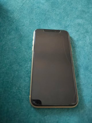 iPhone XR 64GB amarillo - Batería 85%