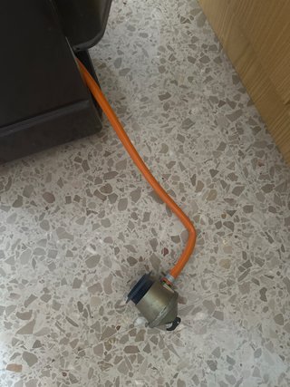 Estufa de gas butano gris