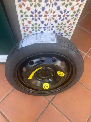 Rueda de repuesto tipo galleta 15" – NUEVA/SIN USO