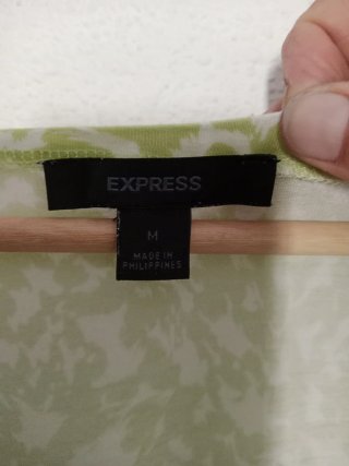 Express Blusa Verde Talla M Lazos