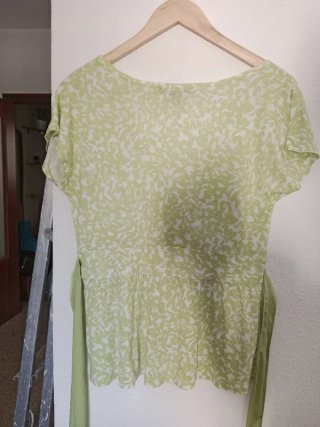 Express Blusa Verde Talla M Lazos
