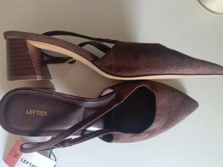 Zapatos tacón Lefties marrones talla 36