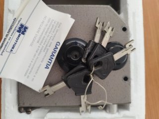 Cerradura Mottura sobreponer alta seguridad